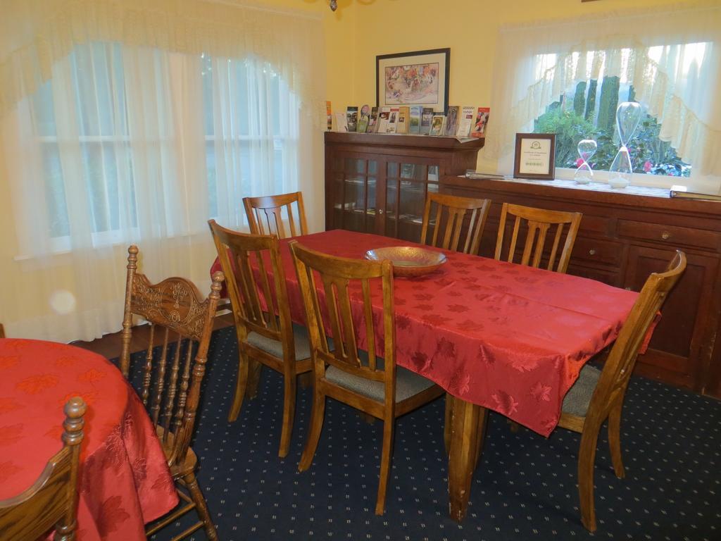Shady Oaks Country Inn เซนต์เฮเลนา ภายนอก รูปภาพ