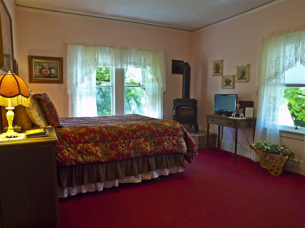Shady Oaks Country Inn เซนต์เฮเลนา ห้อง รูปภาพ
