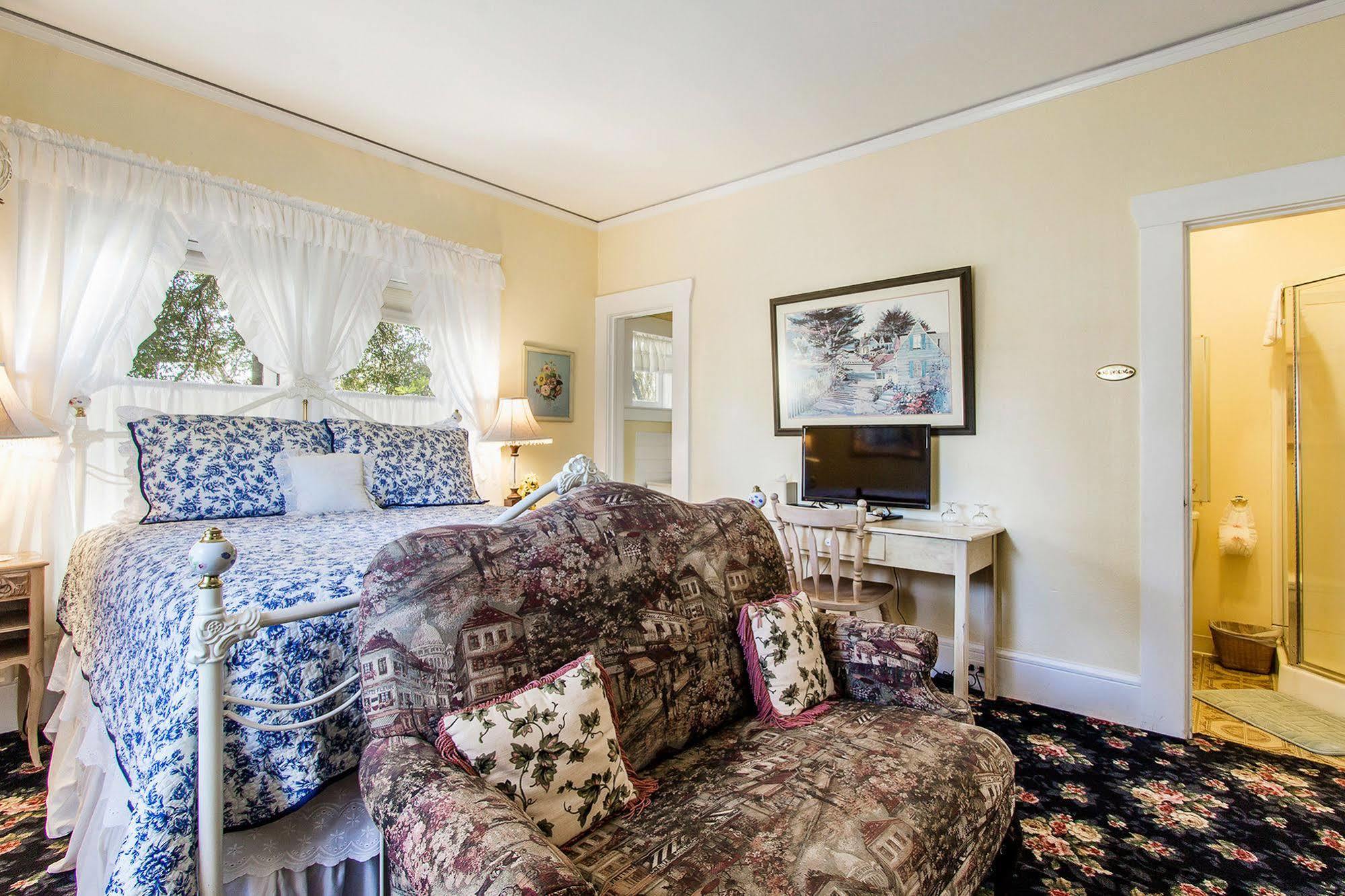 Shady Oaks Country Inn เซนต์เฮเลนา ภายนอก รูปภาพ